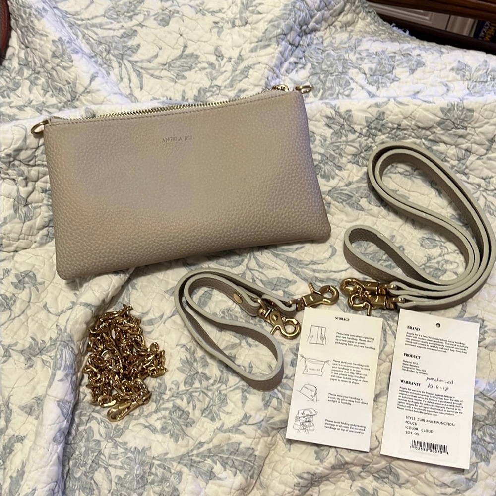 Angela Roi Zuri Multifunction pouch- Cloud (no red tag)